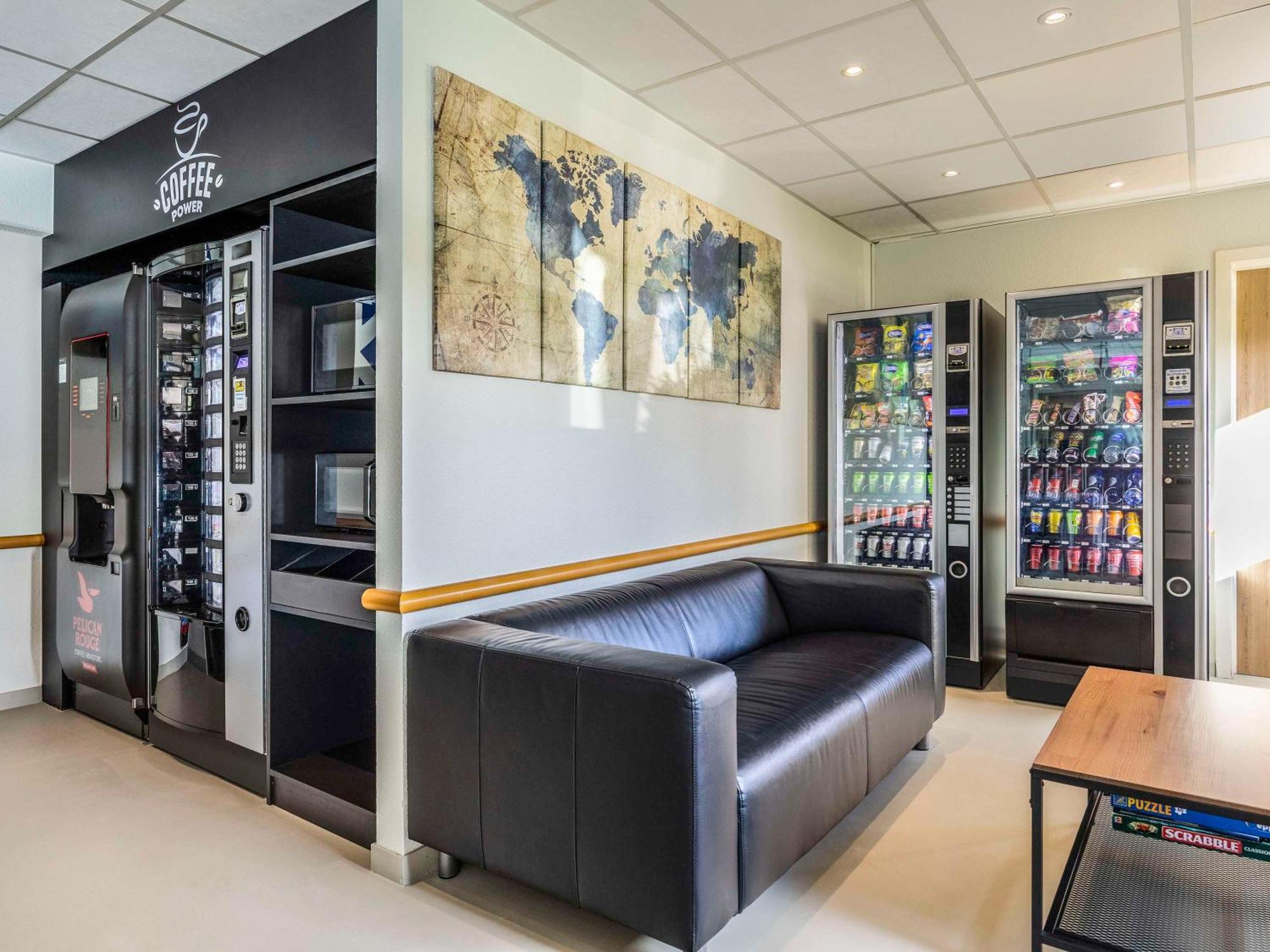 Ibis Budget Charleroi Airport Exterior photo